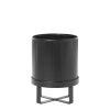 Ferm Living Pots Et Plantes | Pot De Fleurs Bau Small Metal Noir / O 18 Cm - Ferm Living