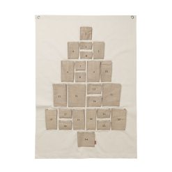 Ferm Living Decorations De Noel | Calendrier De L'Avent Pine Maxi Tissu / 24 Pochettes Tissu Numerotees - L 90 X H 125 Cm - Ferm Living